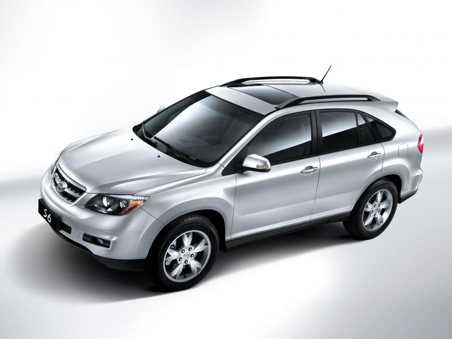 BYD S6 2011 года  (фото 2 из 4)